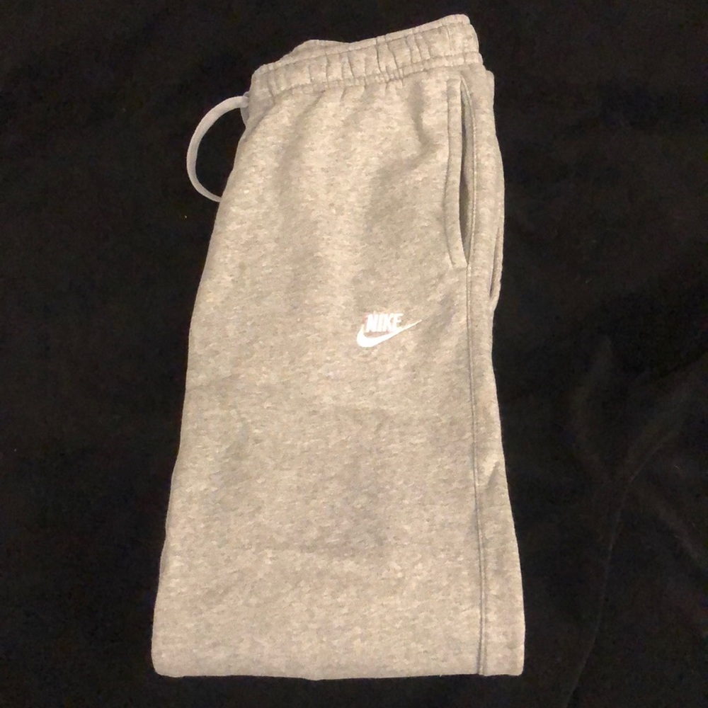 Gray Nike Sweatpants